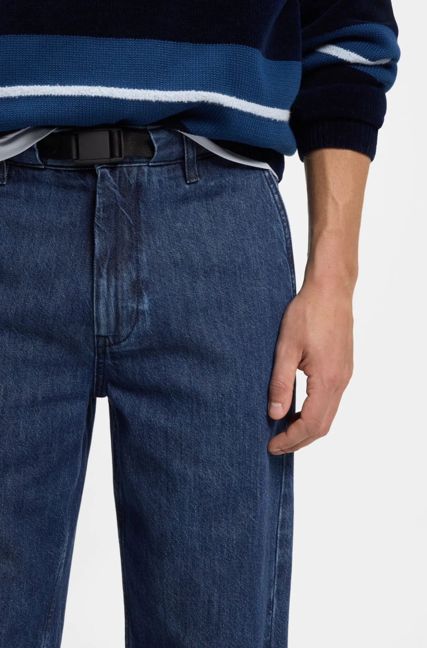 Tapered-fit jeans in blue rigid denim