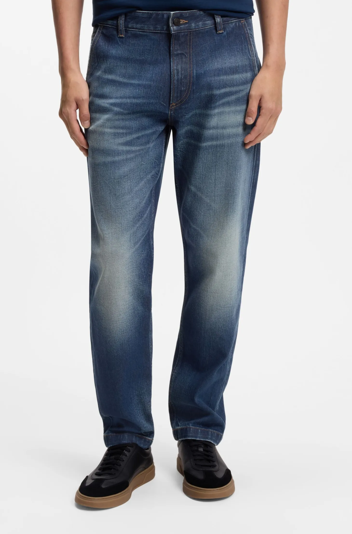 Tapered-fit jeans in used-effect comfort-stretch denim