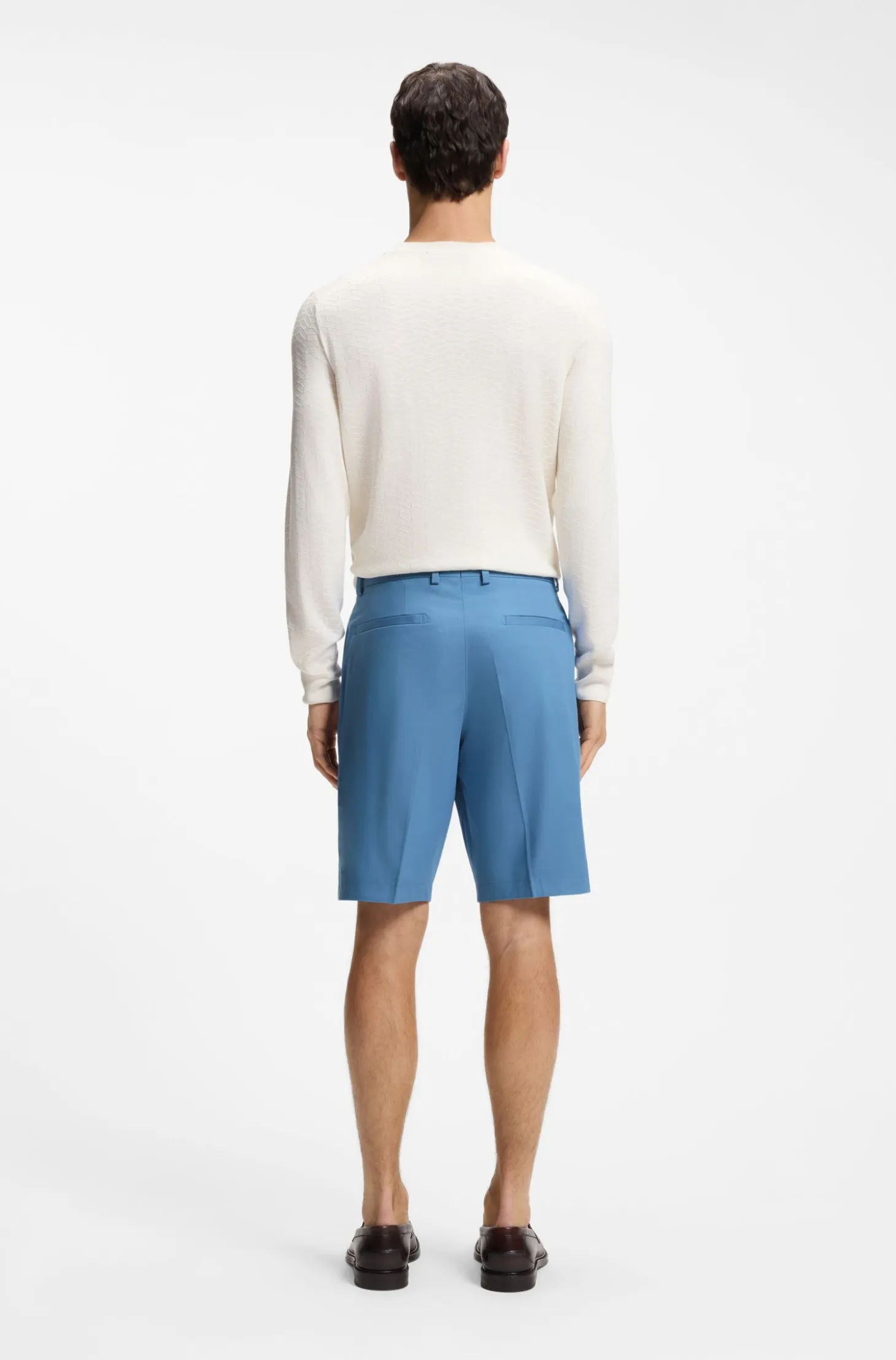 Tapered-fit shorts in cotton, silk and stretch