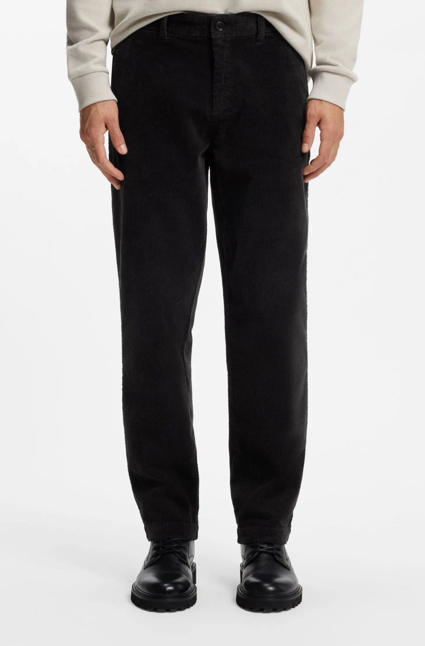 Tapered-fit trousers in stretch-cotton corduroy