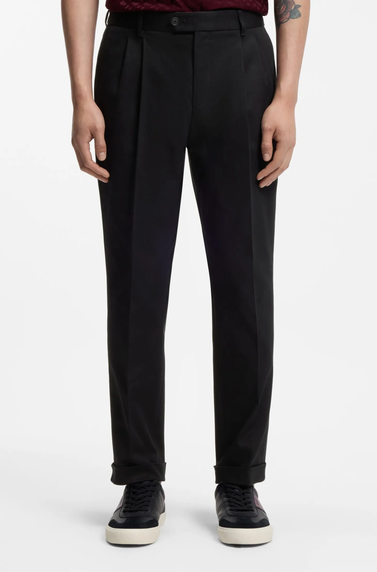 Tapered-fit trousers in stretch-cotton twill