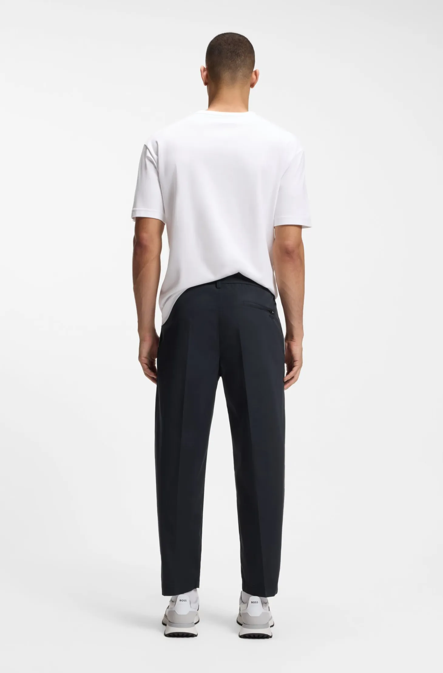 Tapered-fit trousers with water-repellent finish