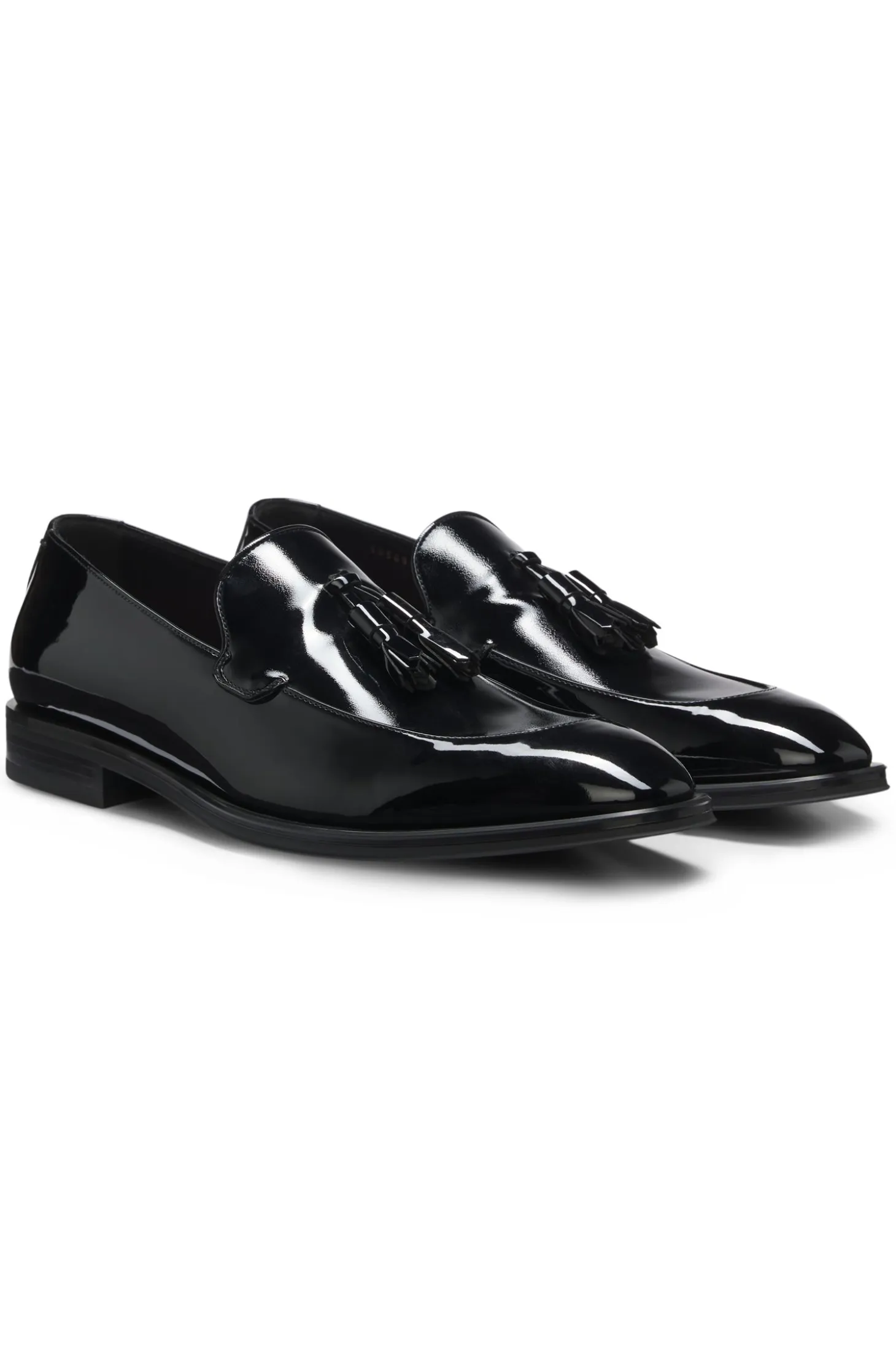 Tassel loafers in patent faux leather