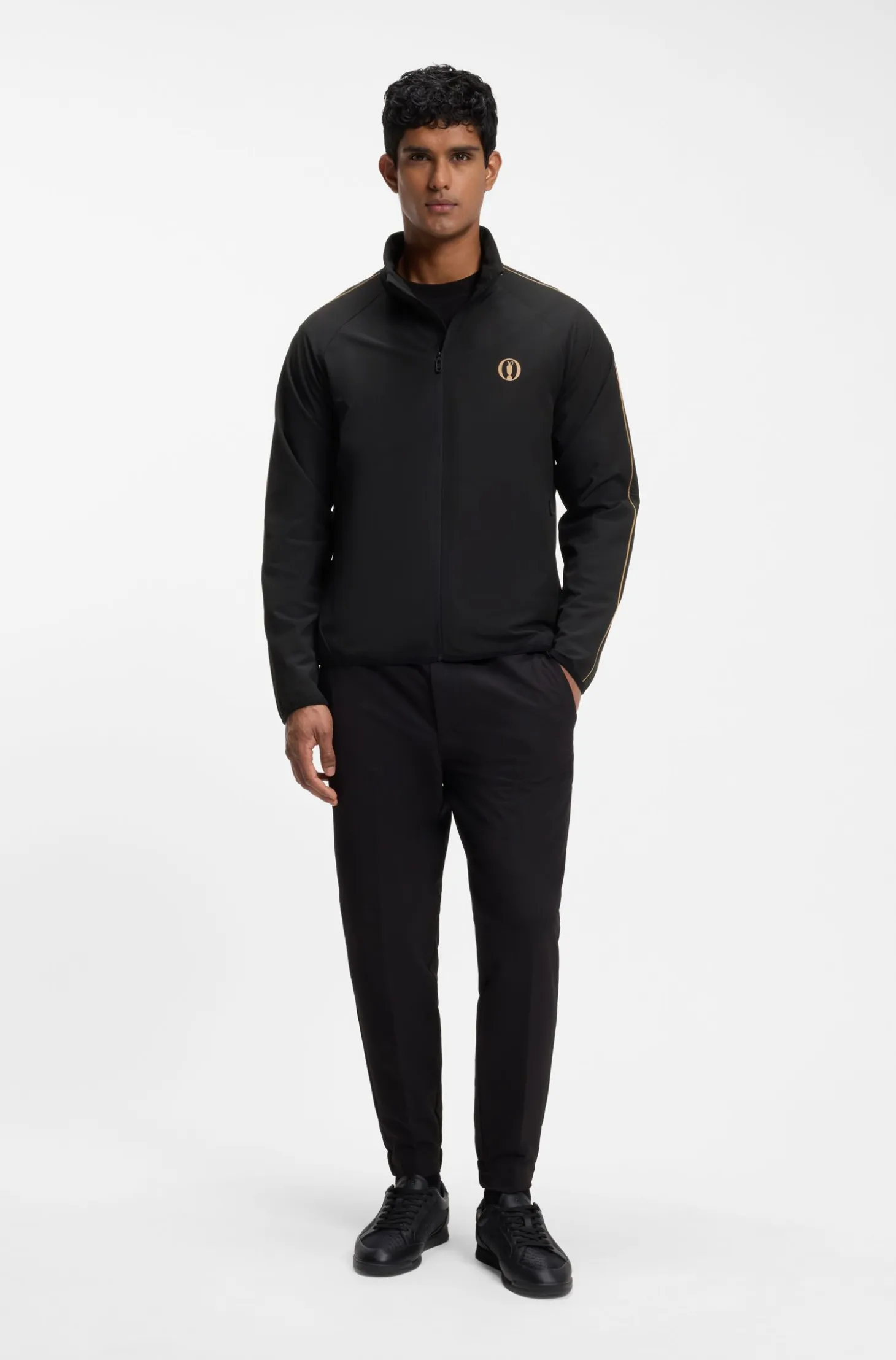 The Open water-repellent jacket with four-way stretch