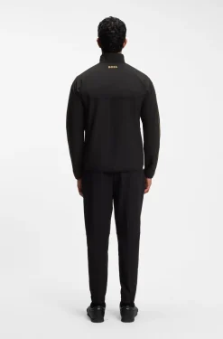 The Open water-repellent jacket with four-way stretch