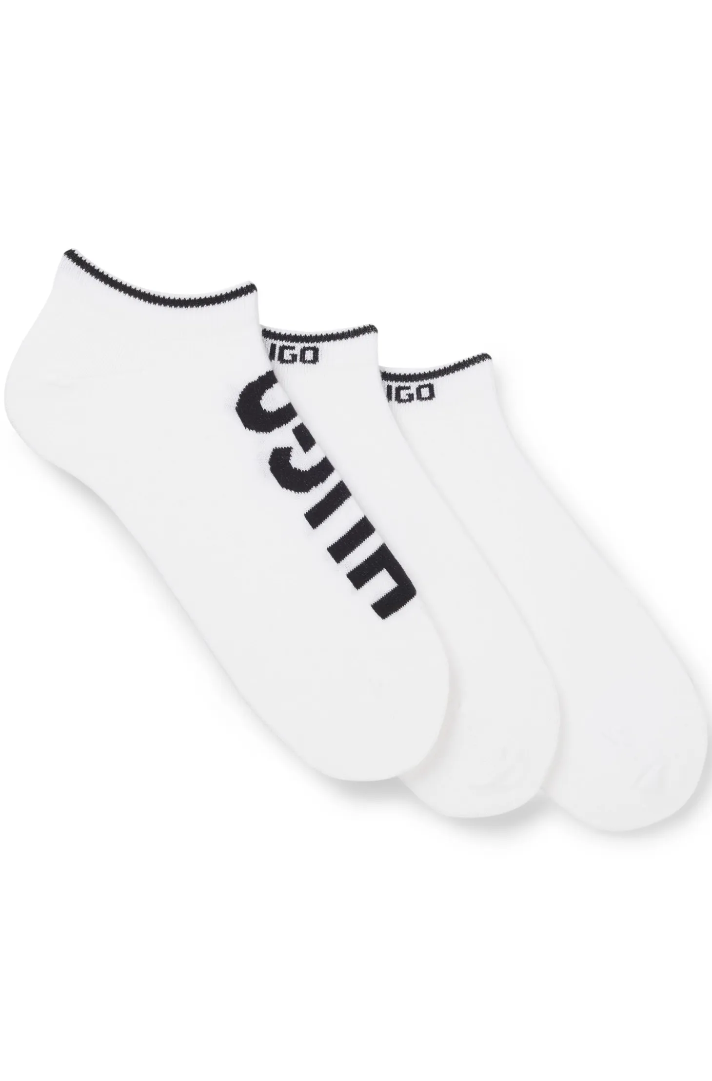 Three-pack of ankle socks with logos