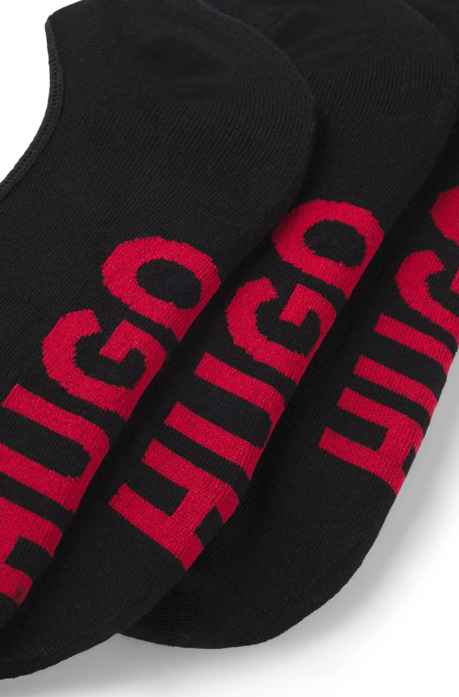 Three-pack of invisible socks with large logos