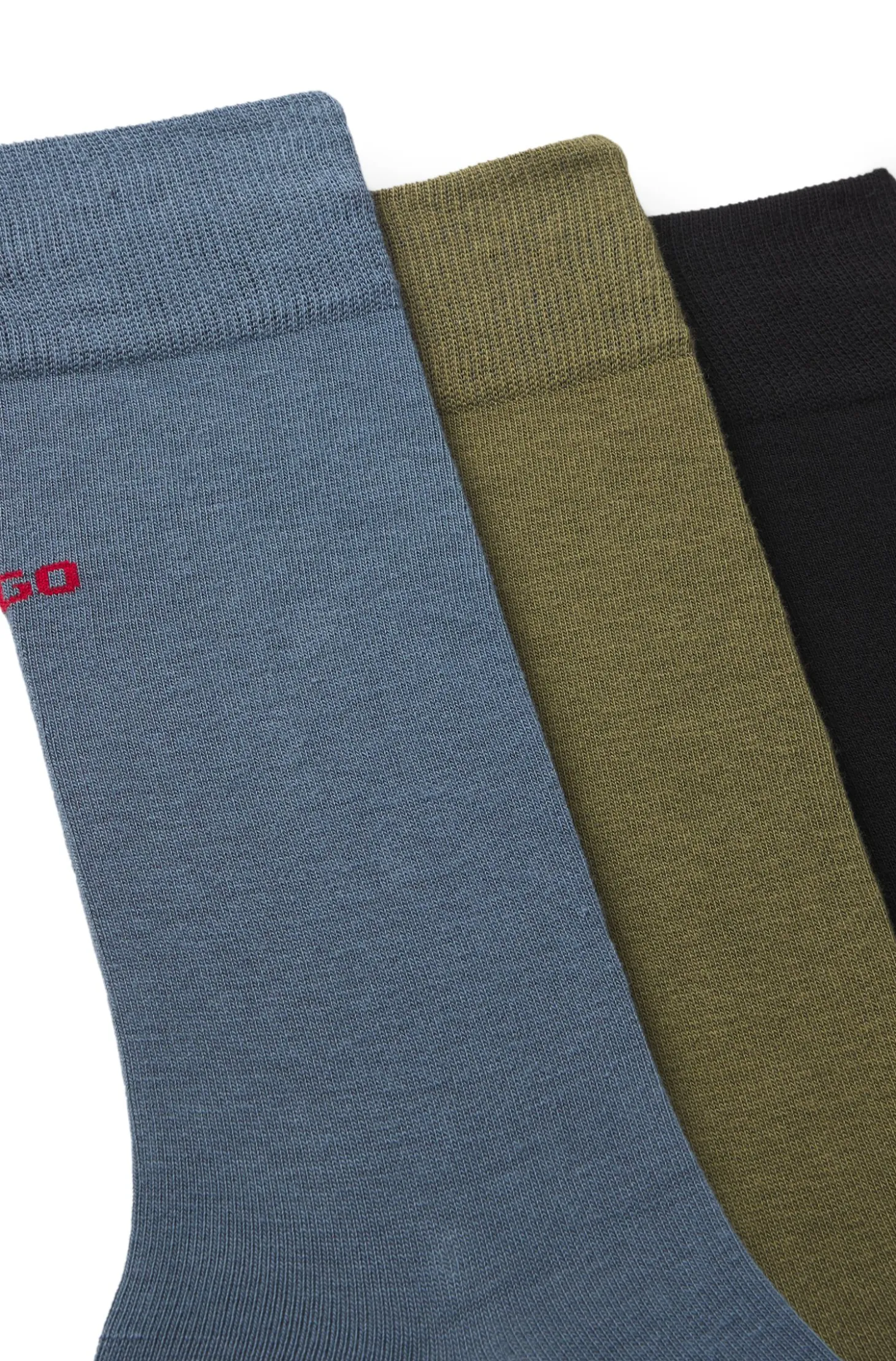 Three-pack of regular-length socks with logos