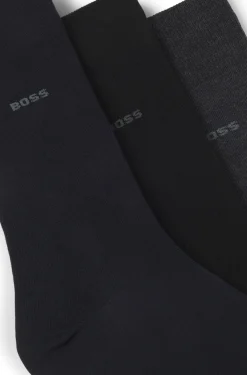 Three-pack of regular-length socks in stretch fabric