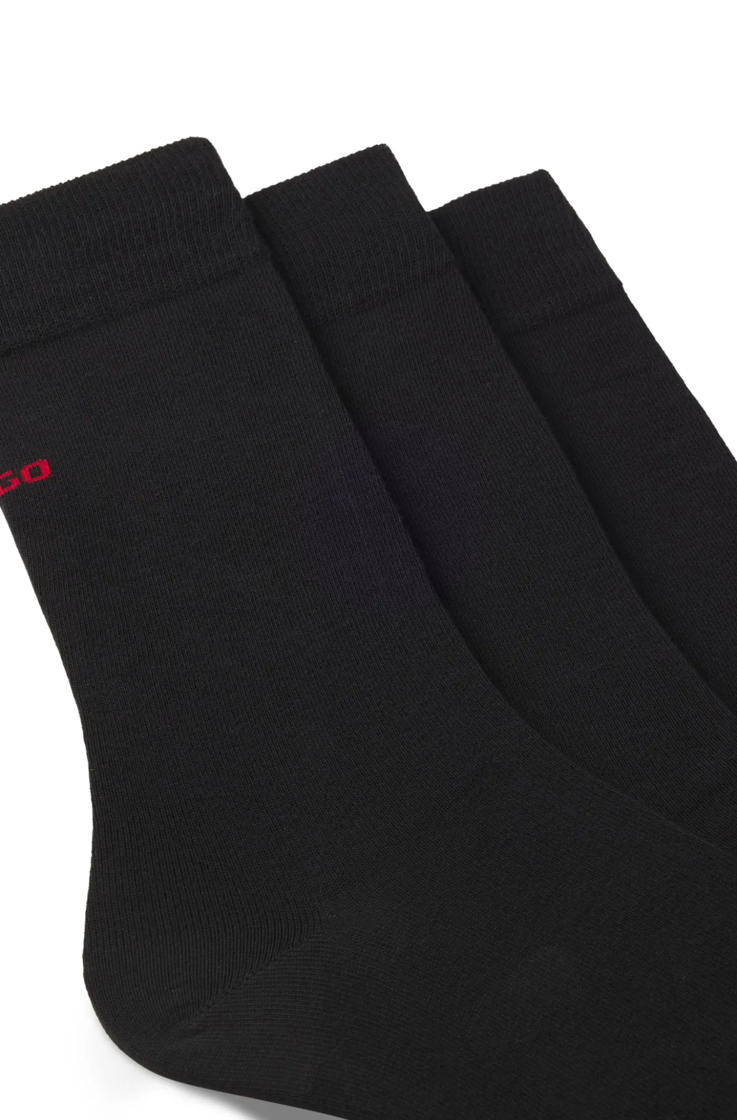 Three-pack of regular-length socks with logos