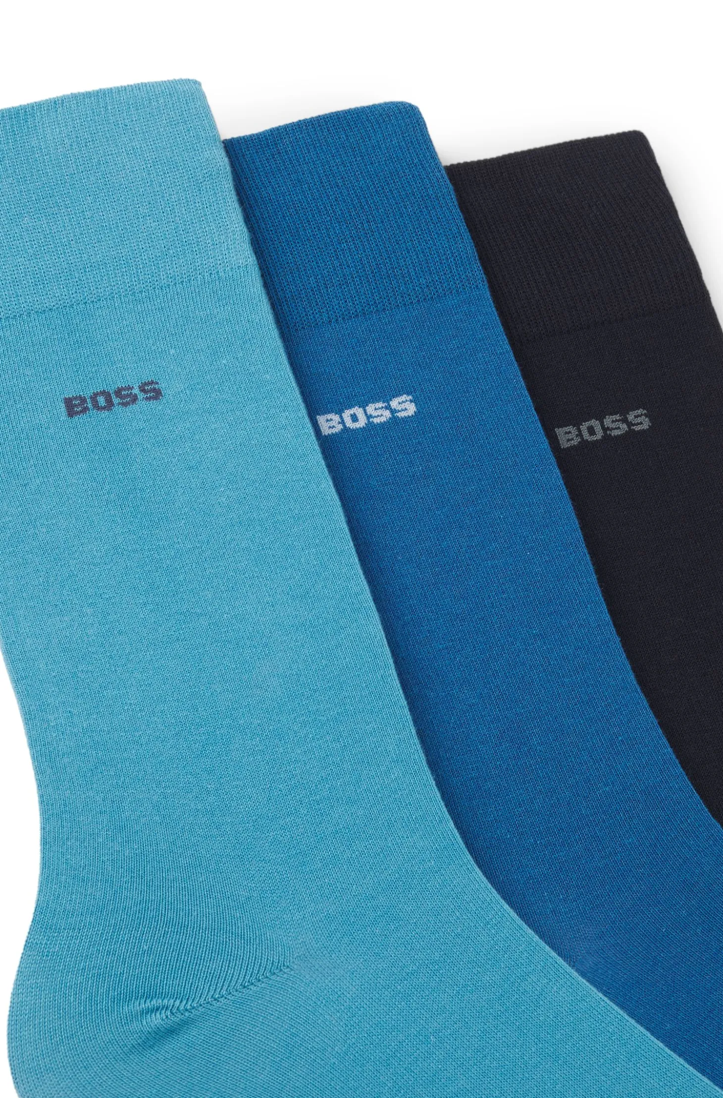 Three-pack of regular-length socks in stretch fabric