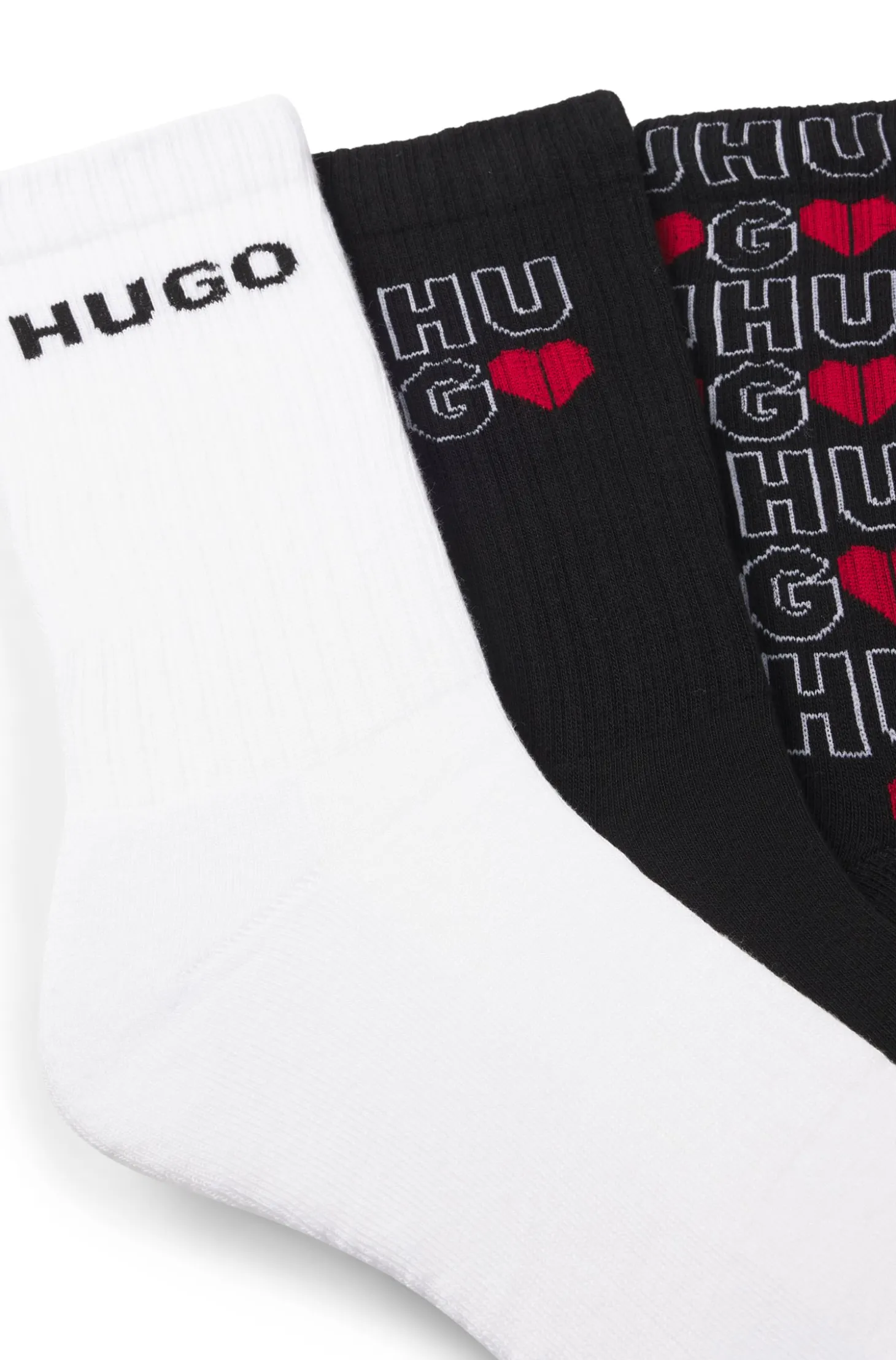 Three-pack of short-length socks with logos