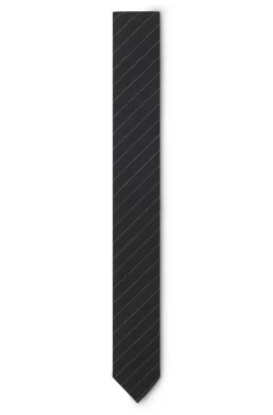 Tie with diagonal stripe