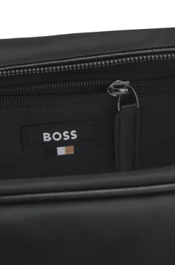 Toiletry case in structured twill with logo