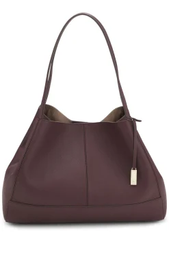 Tote bag in grained leather with detachable pouch