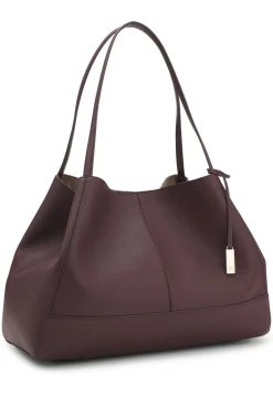 Tote bag in grained leather with detachable pouch
