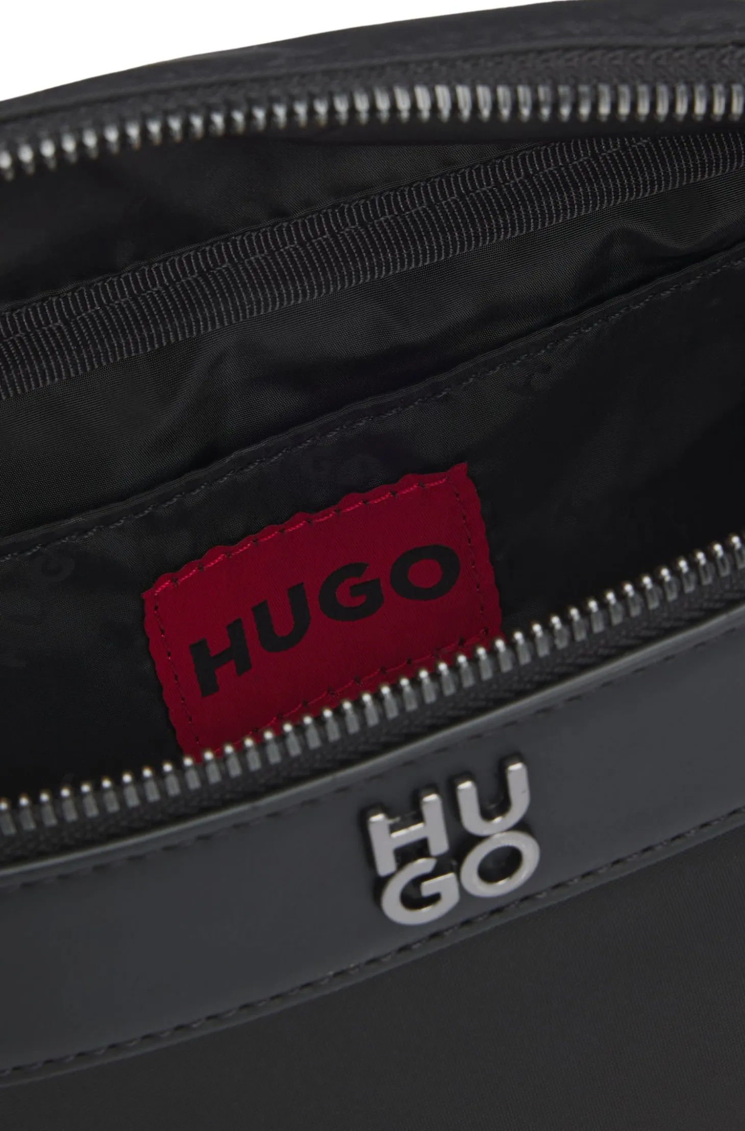 Twill belt bag with stacked-logo hardware