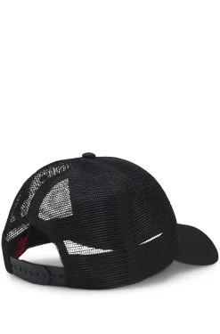 Twill trucker cap with red logo label