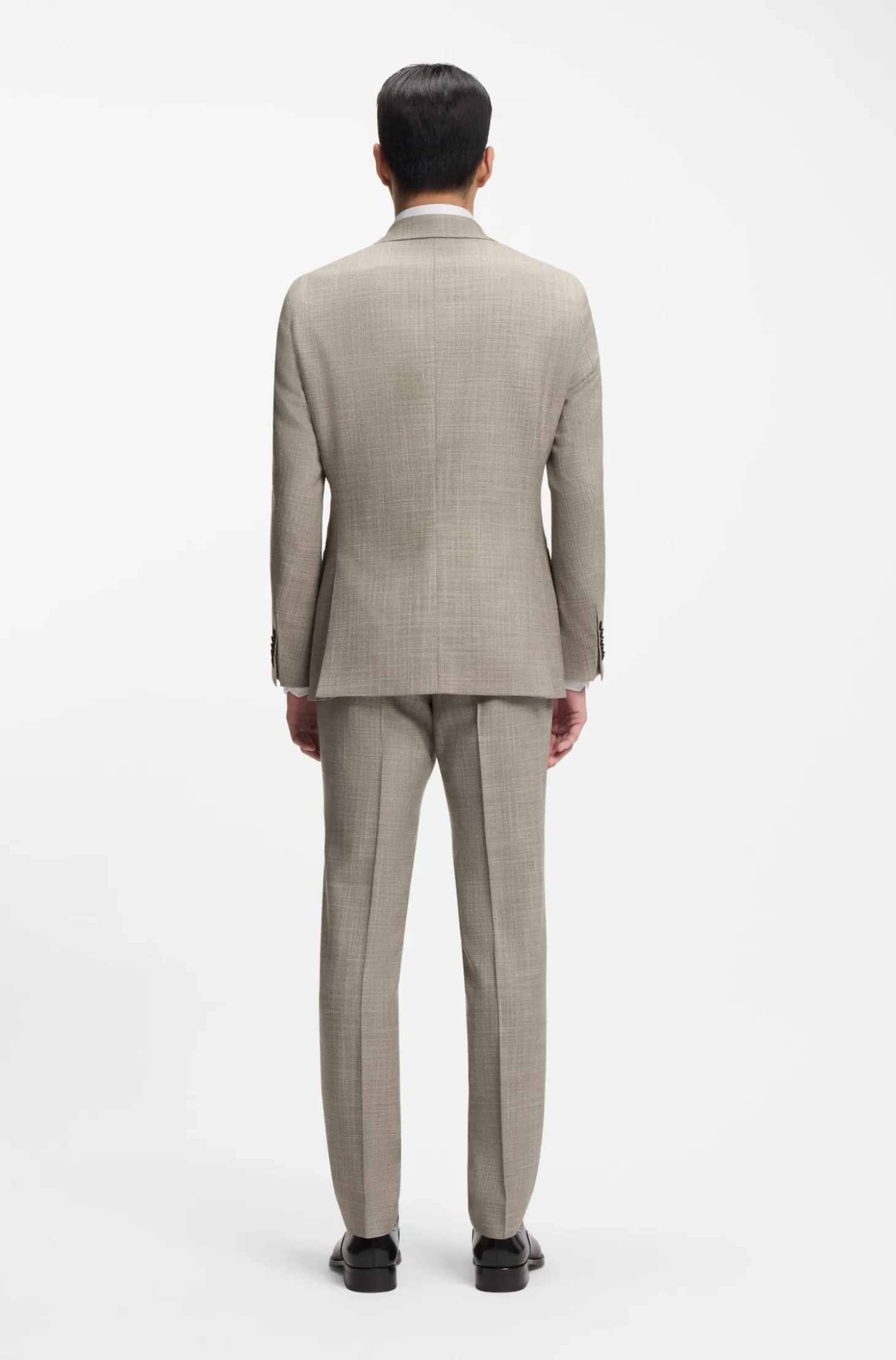 Two-piece slim-fit suit in a patterned wool-silk blend