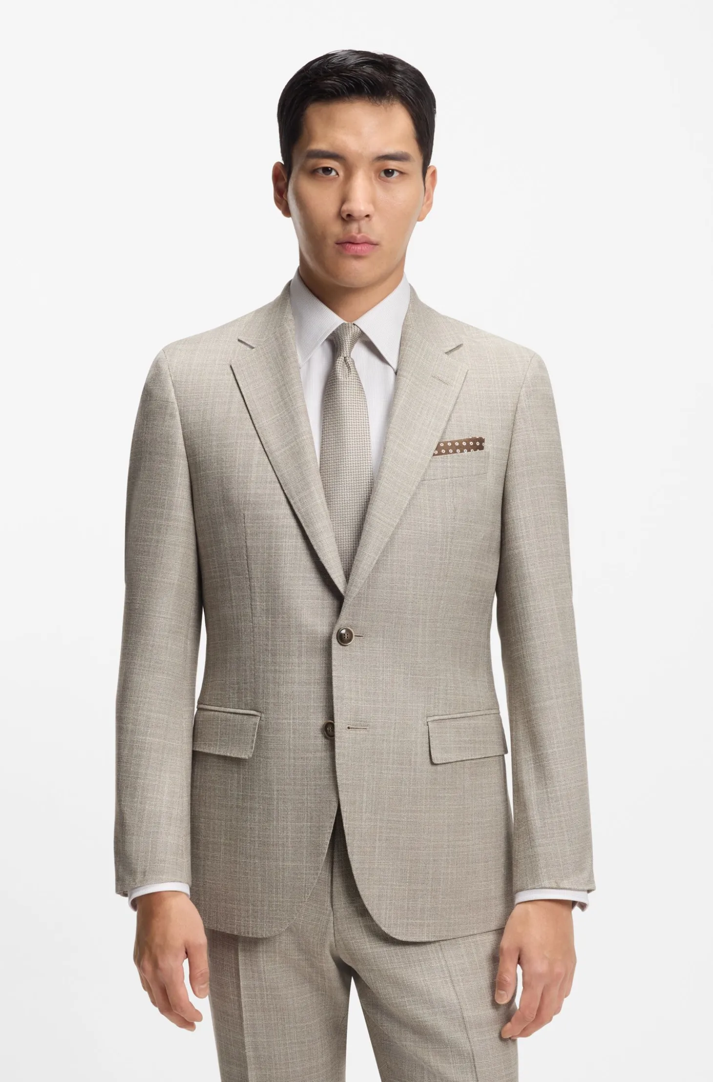 Two-piece slim-fit suit in a patterned wool-silk blend
