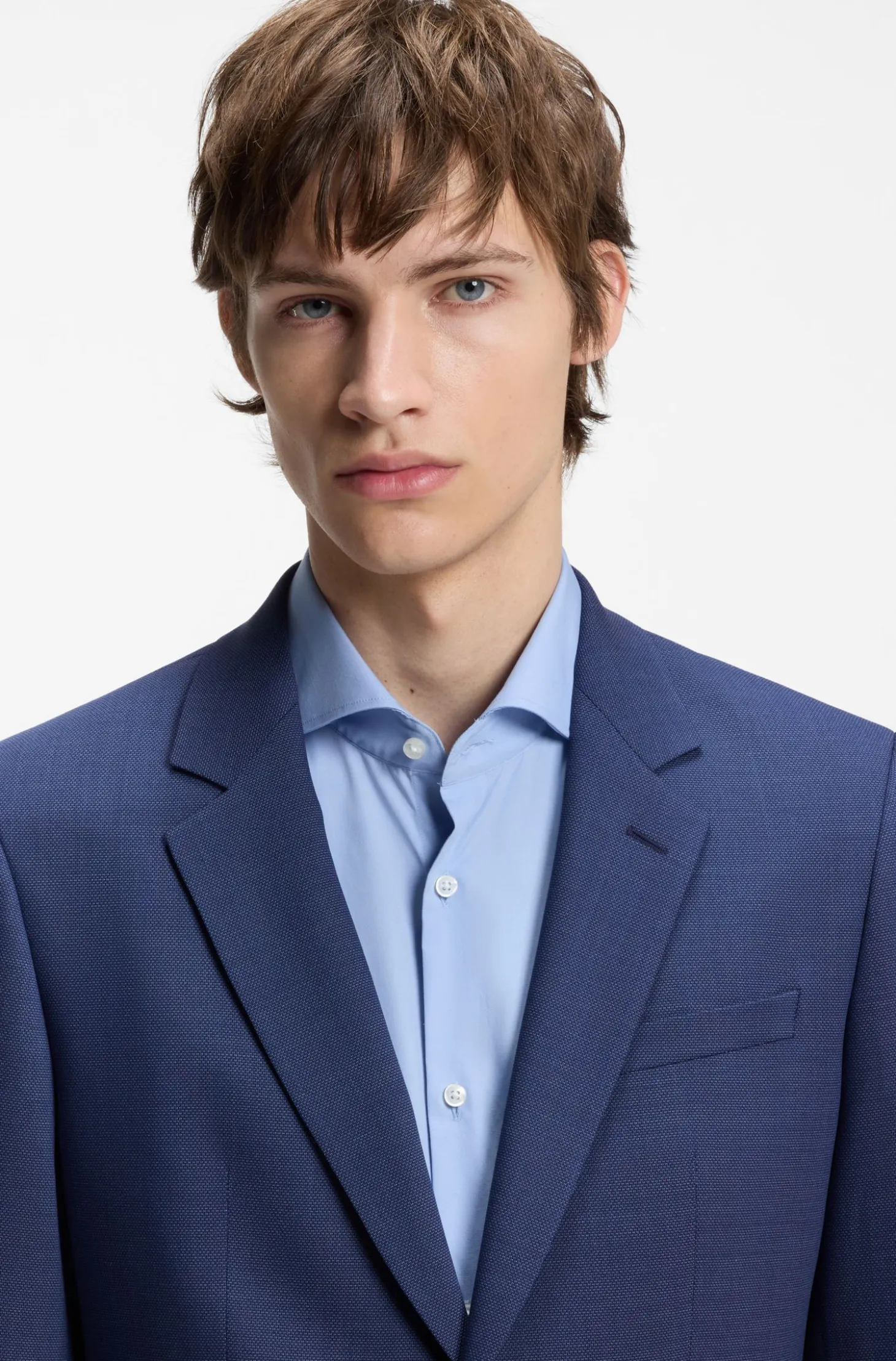 Two-piece slim-fit suit in performance-stretch twill