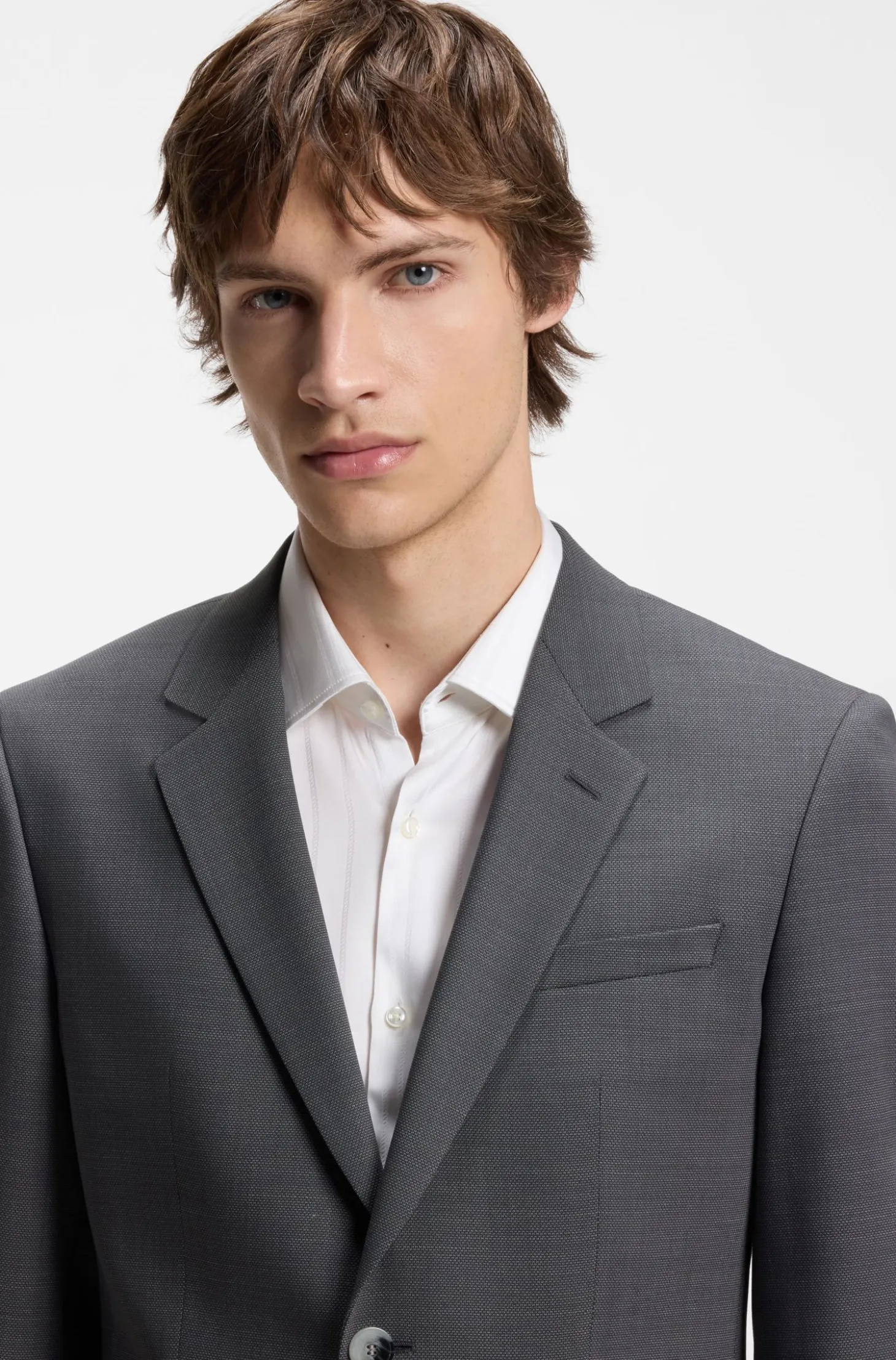 Two-piece slim-fit suit in performance-stretch twill