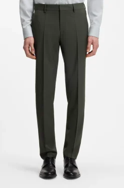 Two-piece slim-fit suit in stretch virgin wool