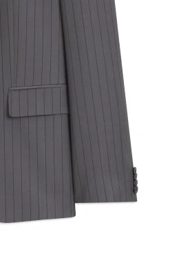 Two-piece slim-fit suit in virgin wool