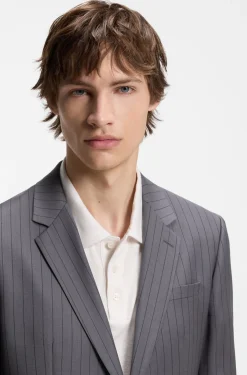 Two-piece slim-fit suit in virgin wool