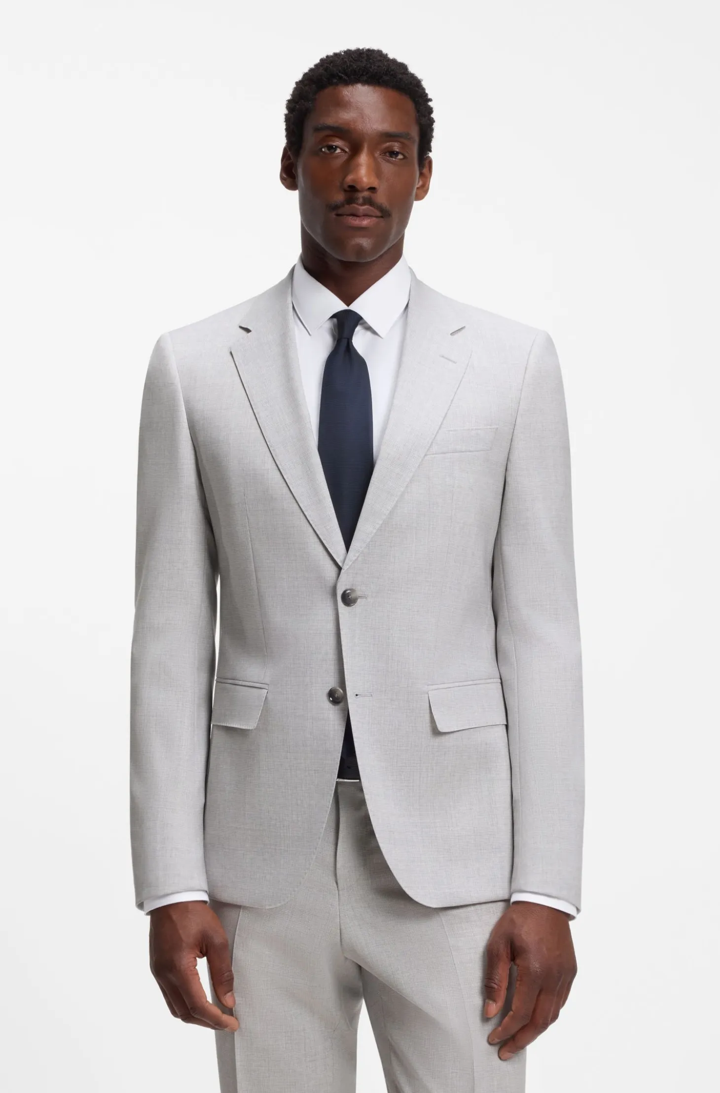 Two-piece slim-fit suit in virgin wool