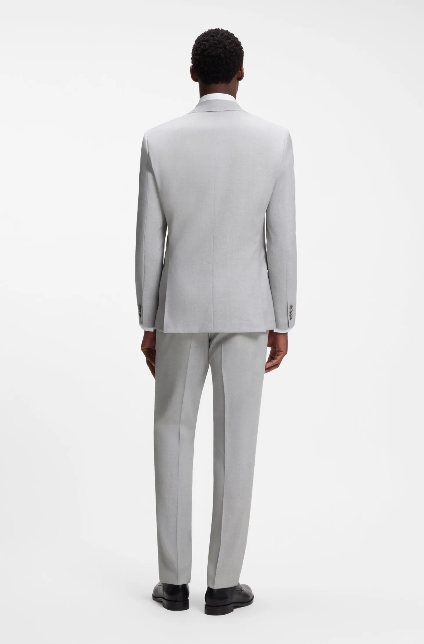 Two-piece slim-fit suit in virgin wool