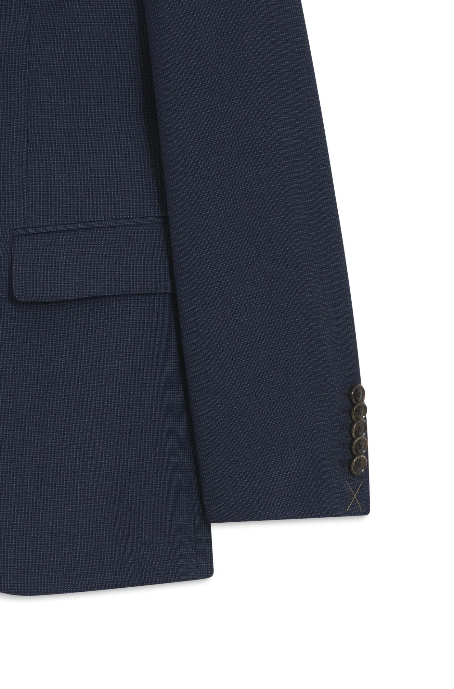 Two-piece slim-fit suit in wool and silk
