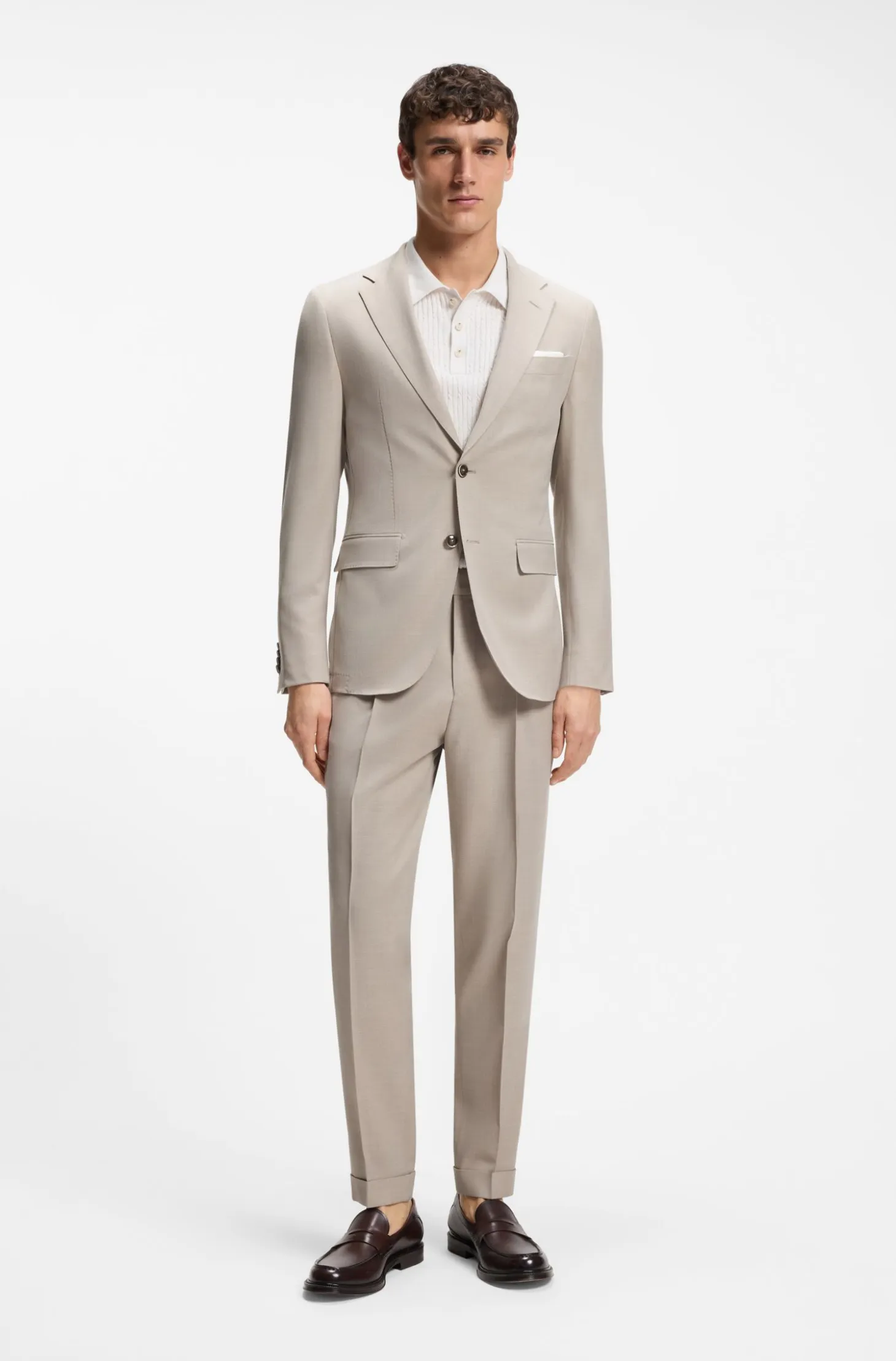 Two-piece slim-fit suit in wool and silk