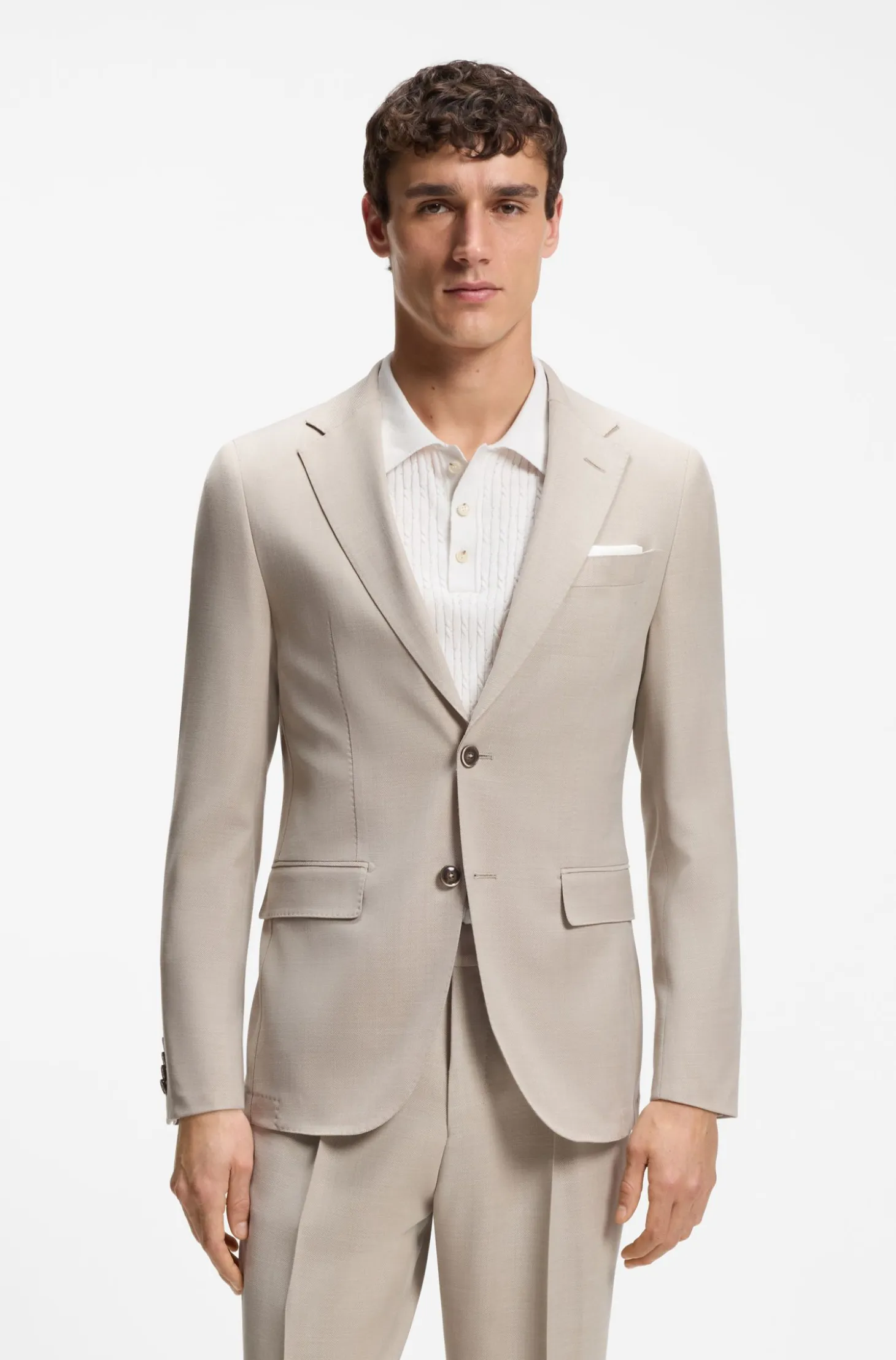 Two-piece slim-fit suit in wool and silk