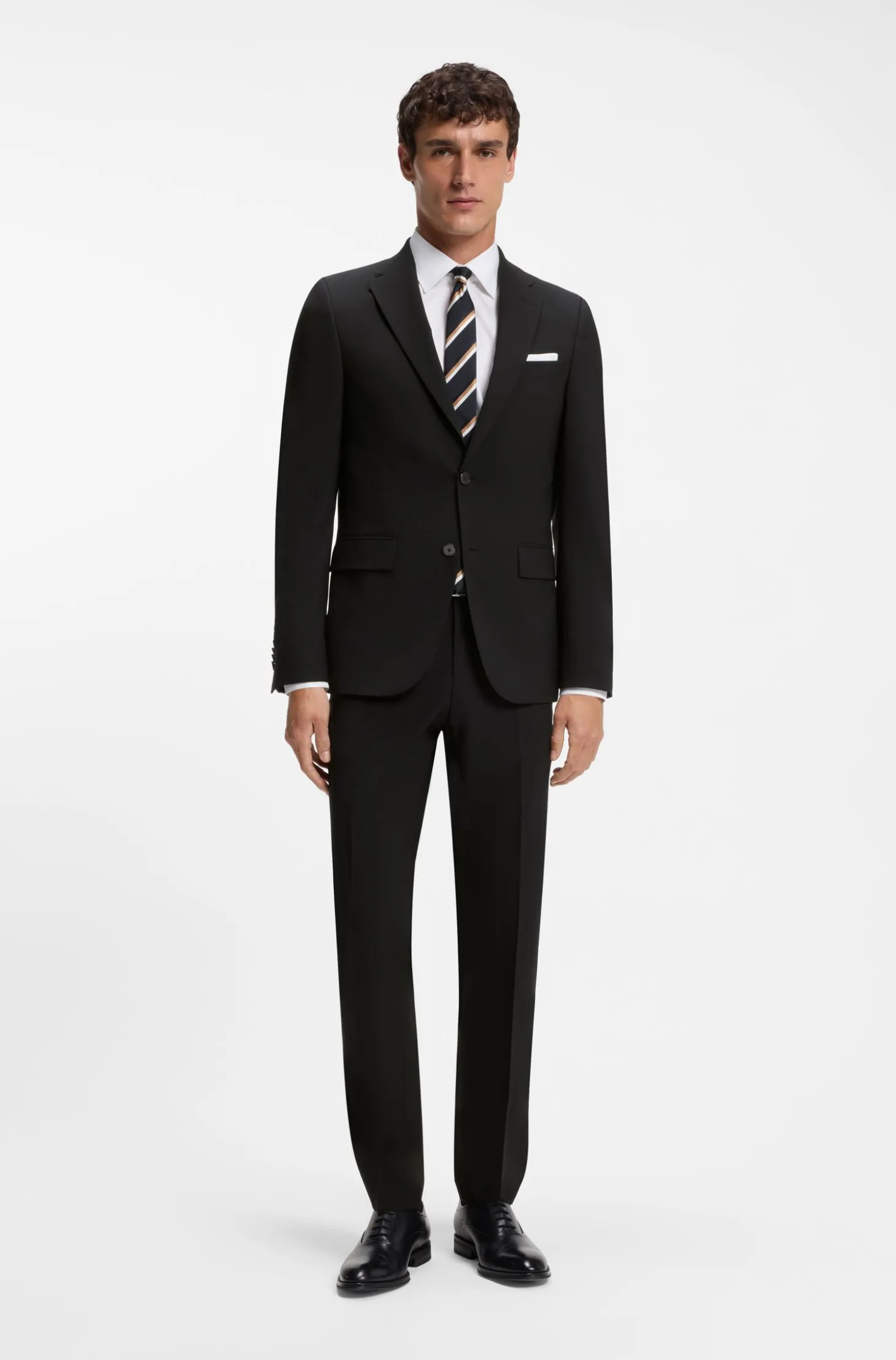Two-piece suit in a melange stretch-wool blend