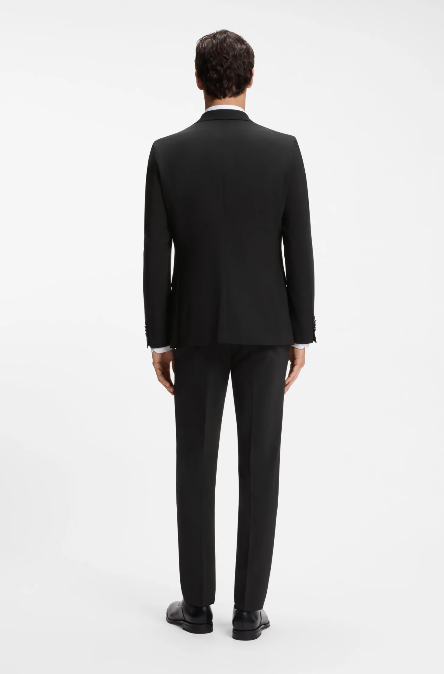 Two-piece suit in a melange stretch-wool blend