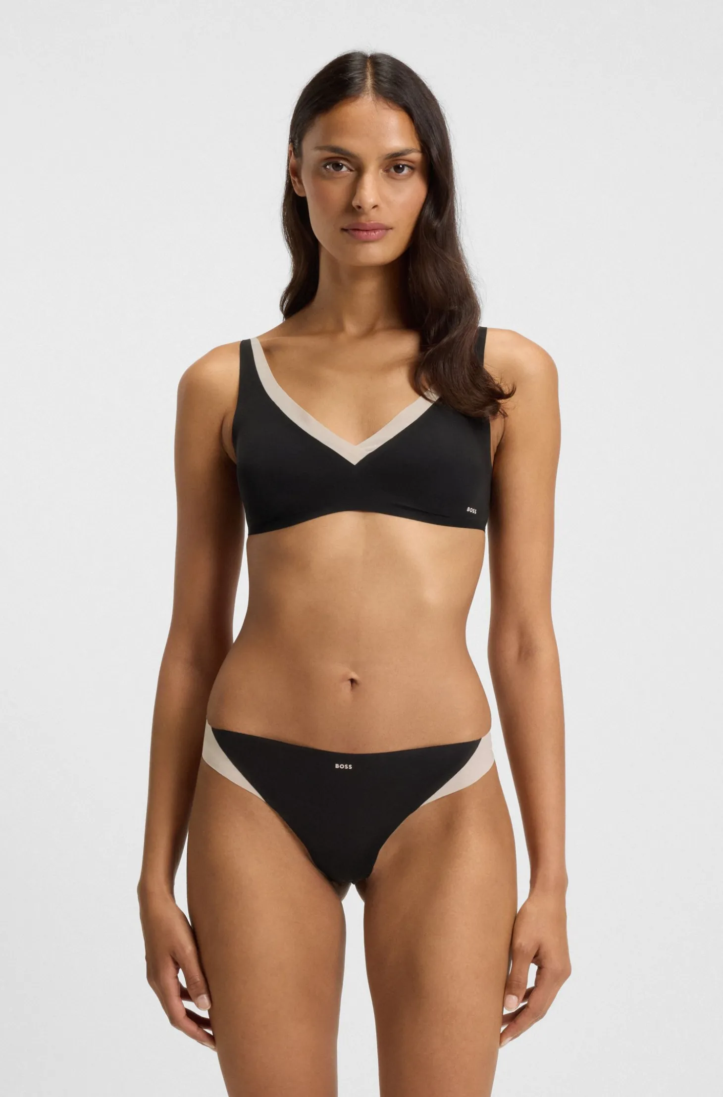 Two-tone thong in stretch jersey