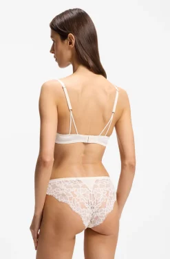 Underwire bra with lace trims