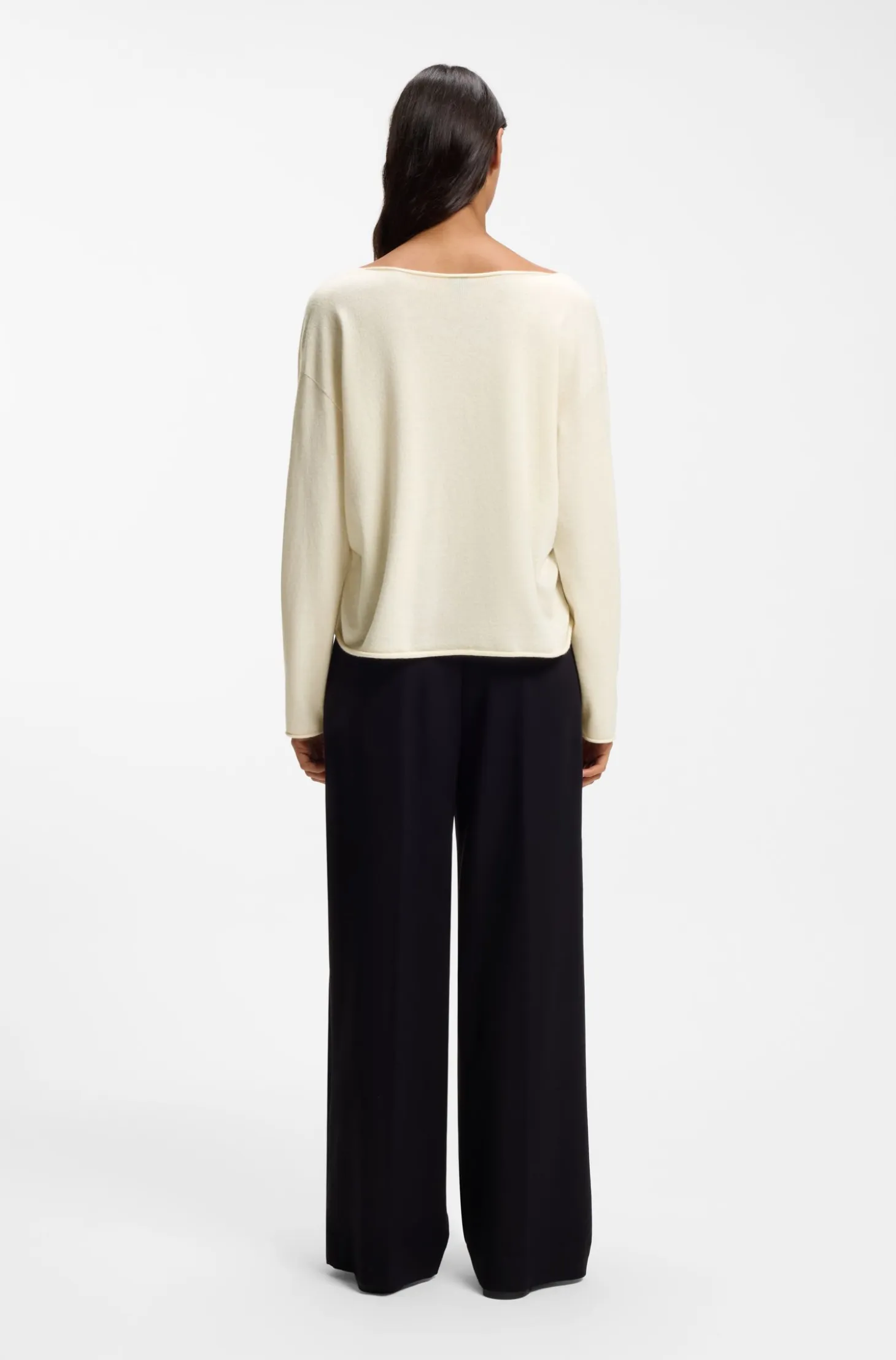 V-neck sweater in cashmere and wool