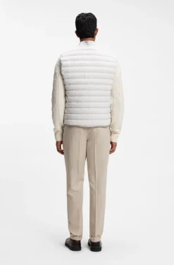Water-repellent gilet with certified down filling