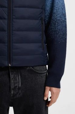 Water-repellent gilet with logo patch