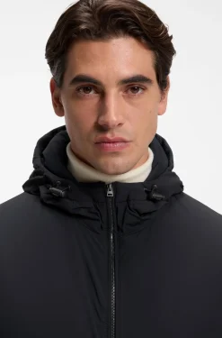 Water-repellent hooded short jacket with down filling