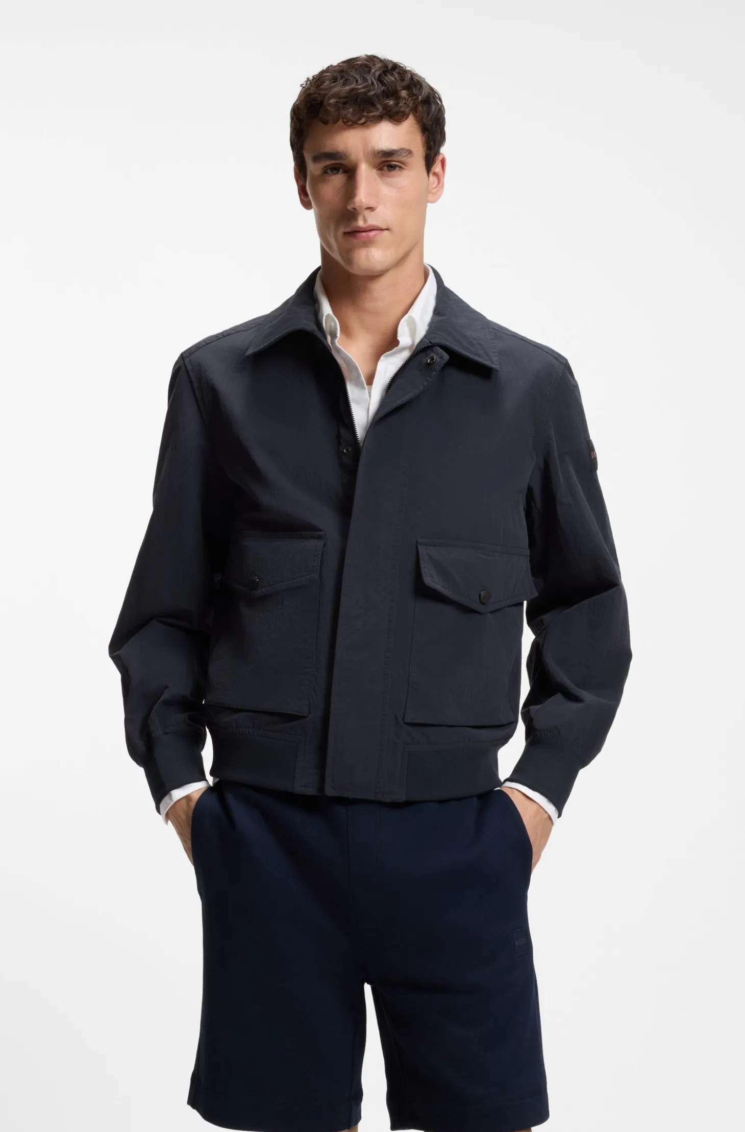 Water-repellent jacket in crinkle fabric