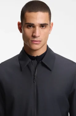 Water-repellent jacket in stretch material