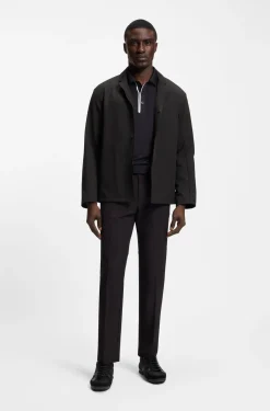 Water-repellent jacket in stretch fabric