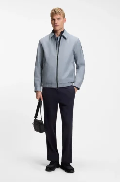 Water-repellent jacket in stretch material