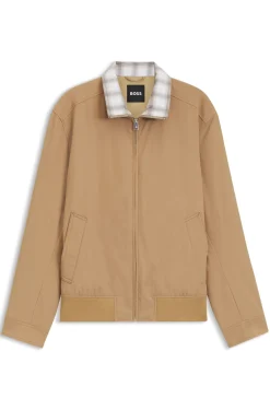 Water-repellent jacket with checked collar