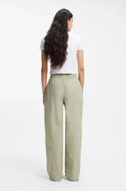 Wide-leg trousers in paper-touch cotton